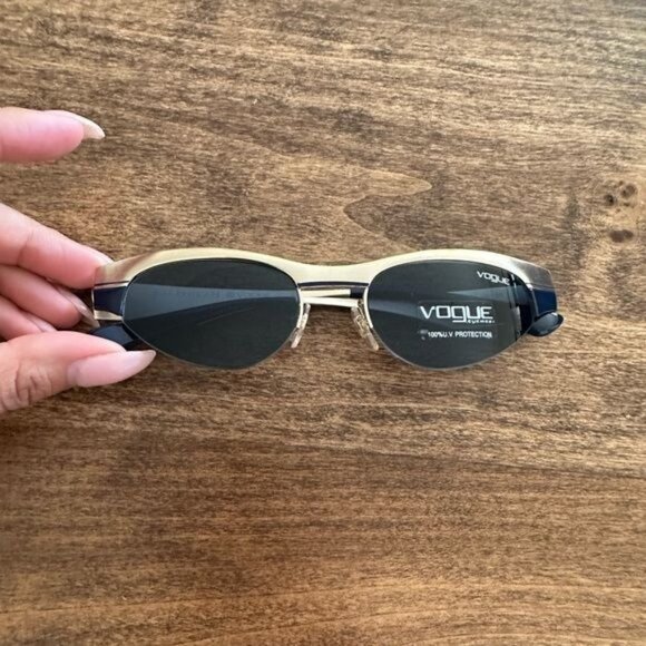 VOGUE EYEWEAR VO4105S Sunglasses in Blue / Blue / Solid Color main image 6